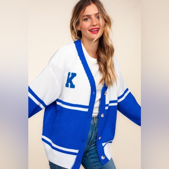 Cardigan button down v neck in roya blue - Picture 2 of 10